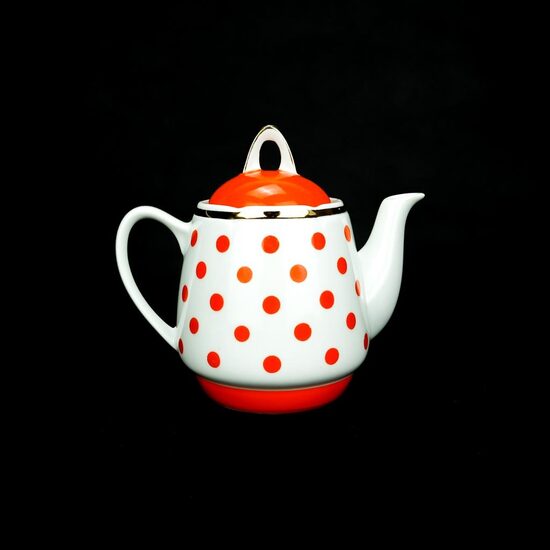 Aija-1 tējkanna ar sarkaniem zirnīšiem