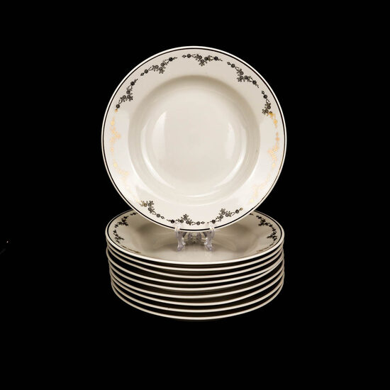 Aija-2 zupas šķīvji ar zelta puķītēm